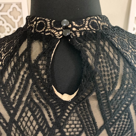 Vintage Style Lace Dress - Picture 8 of 11